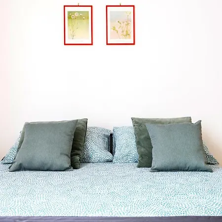 Hostly - Family Cisanello Apartment